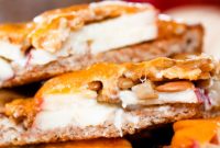 Sweet Apple Sharp Cheddar Melt