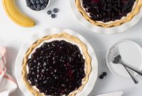 Blueberry Banana Cream Cheese Pie