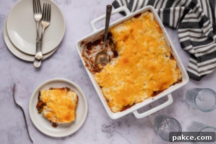 Easy Shepherd's Pie with golden mashed potato topping