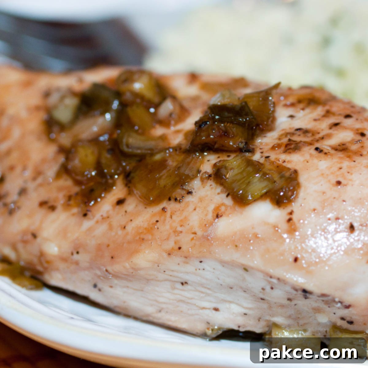 Chicken breast cooked with green onions