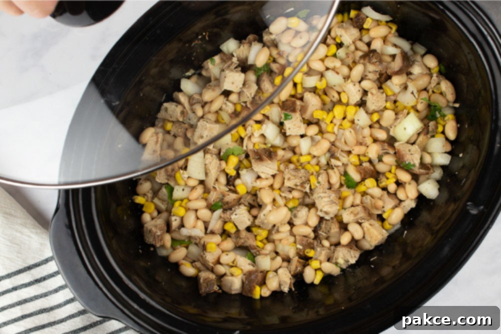 slow cooker white chicken chili in crockpot